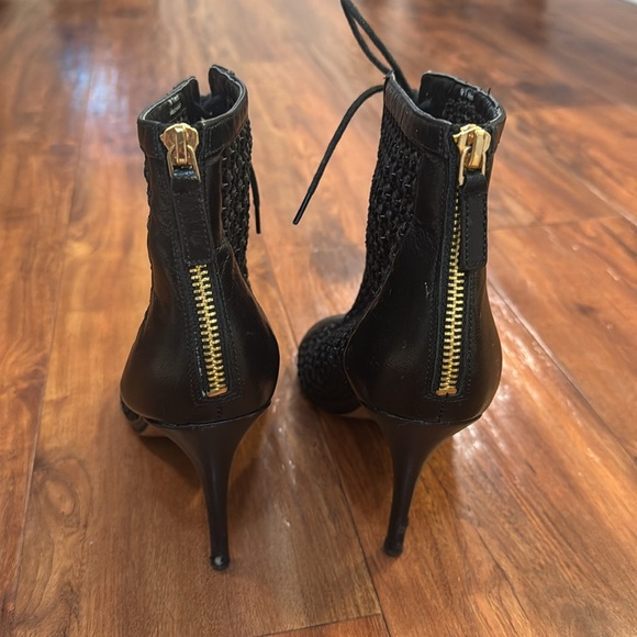 Nine West heels - Picture 4 of 7